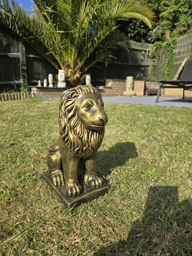 Large stone garden lion statue - large,