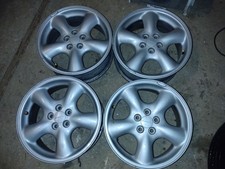 Subaru Forester S-Turbo alloy wheels