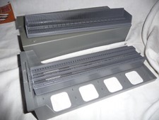 Slide projector cassette tray