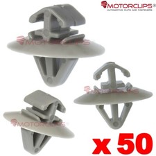 Side door moulding clips - side,