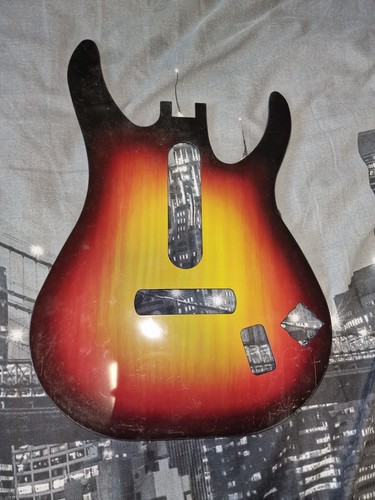 Guitar hero world tour spare - hero,