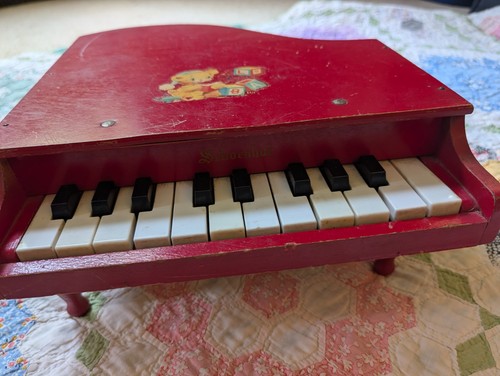 Schoenhut key vintage - key,