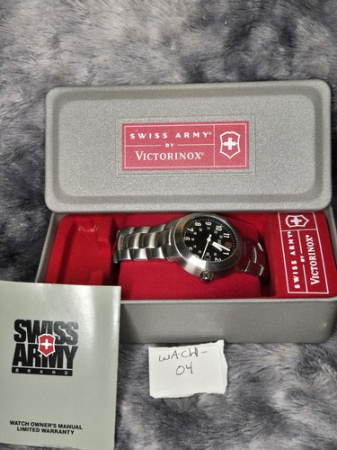 Victorinox swiss army quartz - swiss,