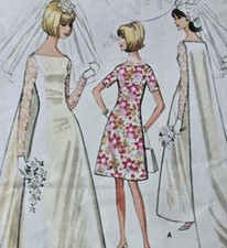 1970s Shoulder Cape Boat Neck