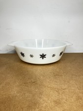 Vintage Pyrex Casserole