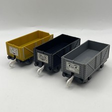 Lot 3 TOMY Thomas & Friends