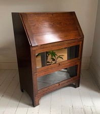 Arts & Craft Bureau/Front Fall