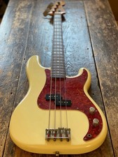 Fender 62 RI Precision Bass