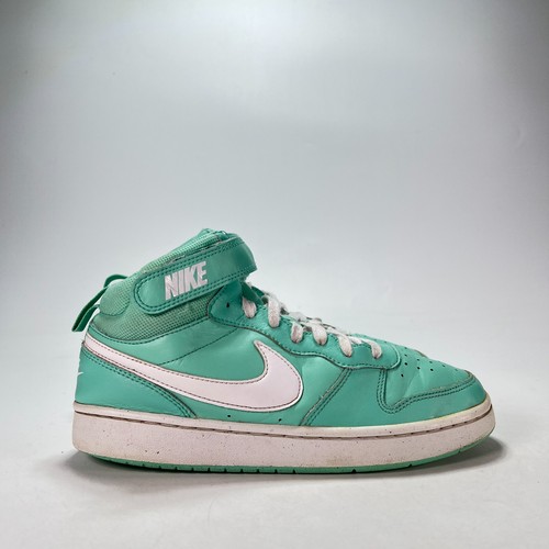 Nike court borough mid - court,