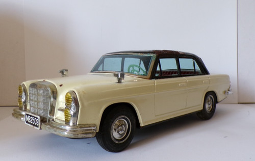 Daiya mercedes benz 250s tin - mercedes,
