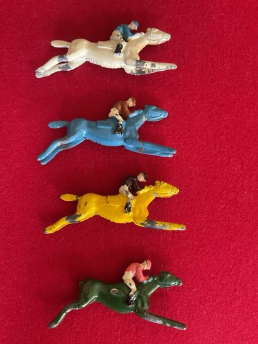 Vintage lead horses - x,