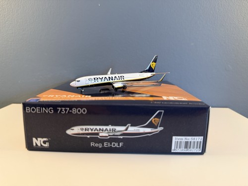 Models 400 ryanair boeing - models,