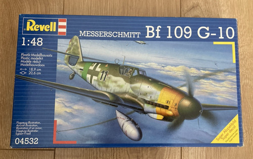 Revell model kit - revell,