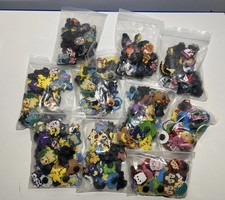 Bundle of 302 Croc Charms