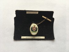 C1950s-60s UNUSED INTELLIGENCE CORPS GOLD CASED HAND ENAMELLED TIE STUD ON CARD
