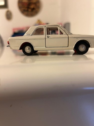 Dinky toys 159 - cortina,