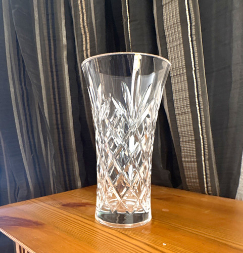 Edinburgh crystal vase 18cm - crystal,