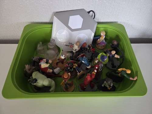 Disney infinity figure bundle - infinity,