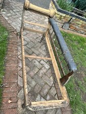 Chaise Longue Edwardian Antique Carved Walnut frame