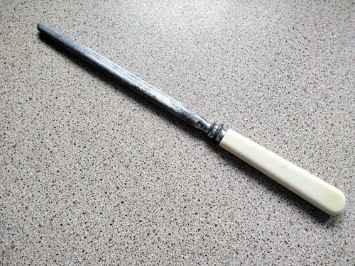 Vintage knife sharpener steel - ,