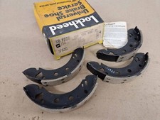 VAUXHALL VIVA HB, HC, FIRENZA, VICTOR FD LOCKHEED NOS BRAKE SHOES (KB1028)