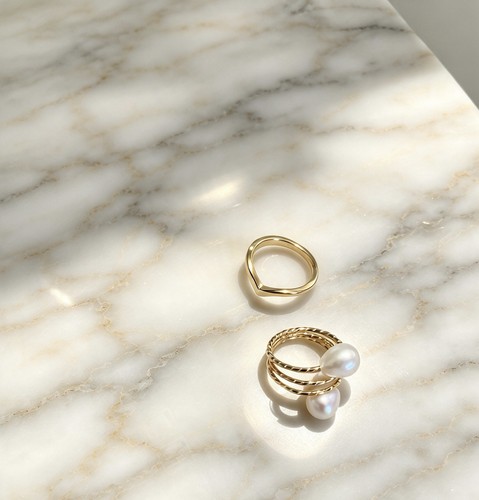 Gold tone freshwater pearl - gold,