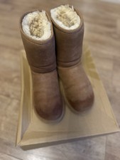 UGG Australia Classic