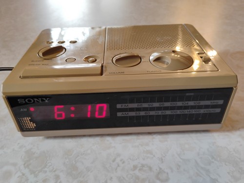 Sony dream machine model - ,