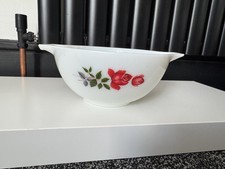 Vintage Pyrex “June Rose”