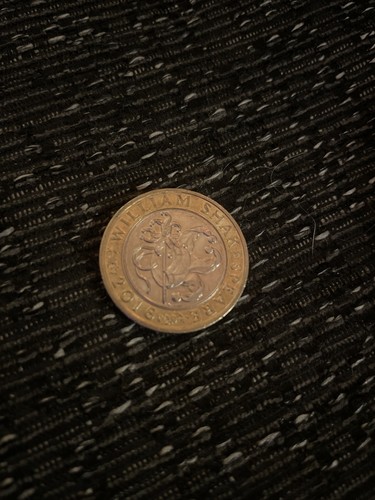 Rare mint error pound - mint, coin