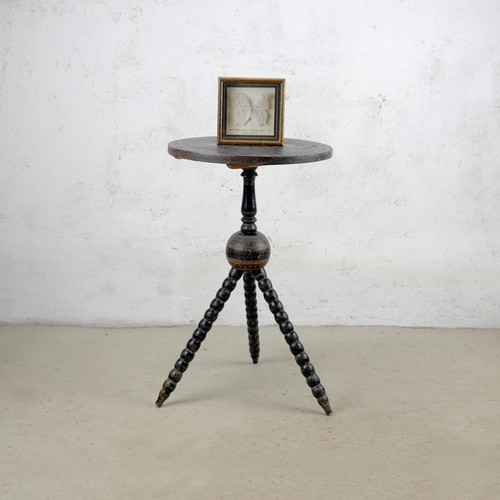 Antique ebonised black - antique, red