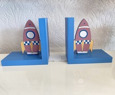2 box   wooden Melinera rocket Bookends 