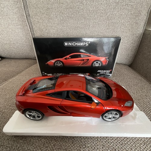 Minichamps mclaren - 1/18,