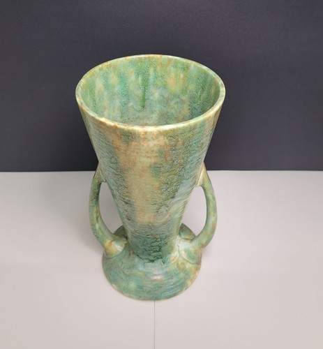 Vintage green pottery vase - green,