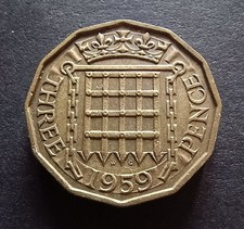 1959 Brass Threepence - Queen