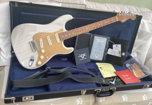2024 fender custom shop - custom,
