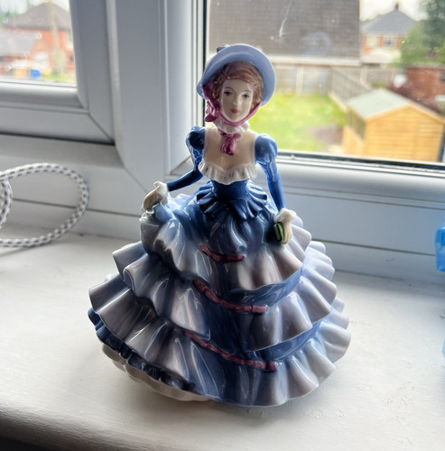 Royal doulton pretty ladies - doulton,
