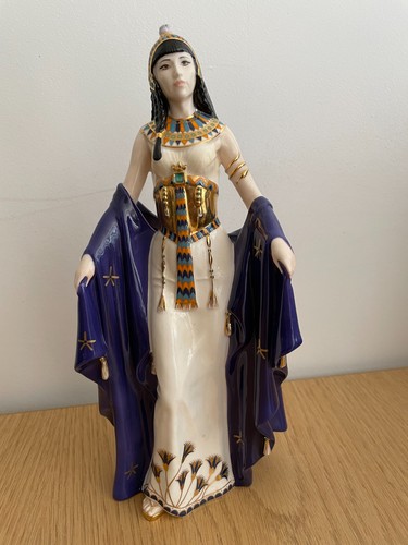 Coalport queen hatchepsut - coalport,