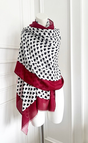 Maroon black heart - heart, scarf
