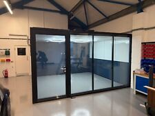 Office meeting / boardroom style pod - 6-8 Person Spacious meeting pod - K+N 