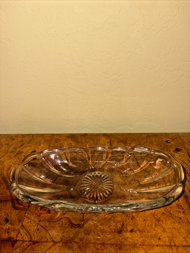 Glass banana split dish - banana,
