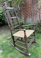 Early 20th Century Arts & Crafts Bobbin Turned Rocking Chair / Nursing Armchair