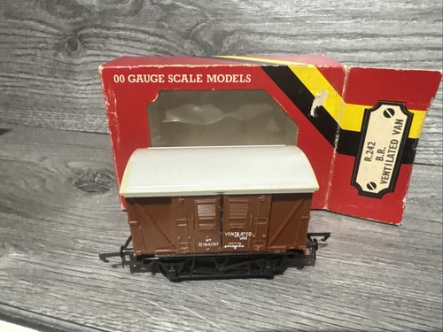 Hornby railway gauge - railway, r.242