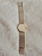 Accurist Quartz Solid 9ct Gold Watch 42.5g  9ct Solid Gold Integral Bracelet