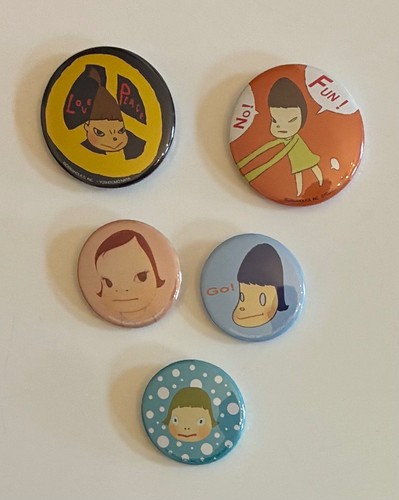 Yoshitomo nara can - badge, set