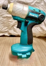 Genuine Makita 6935FD Cordless Impact Drive  14.4v and Charger