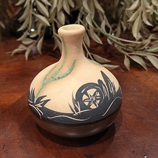 Tawa southwest pottery bud - tawa,