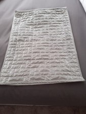 A REVERSIBLE GREY/WHITE BEDSPREAD AND TWO PILLOW SHAMS BY KELLY HOPPEN IMMACULAT