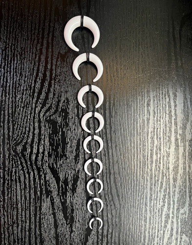 White piece septum - piece,