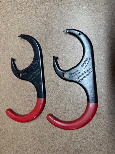 Hanger hooks lumb grip - hanger, lumb-r-grip